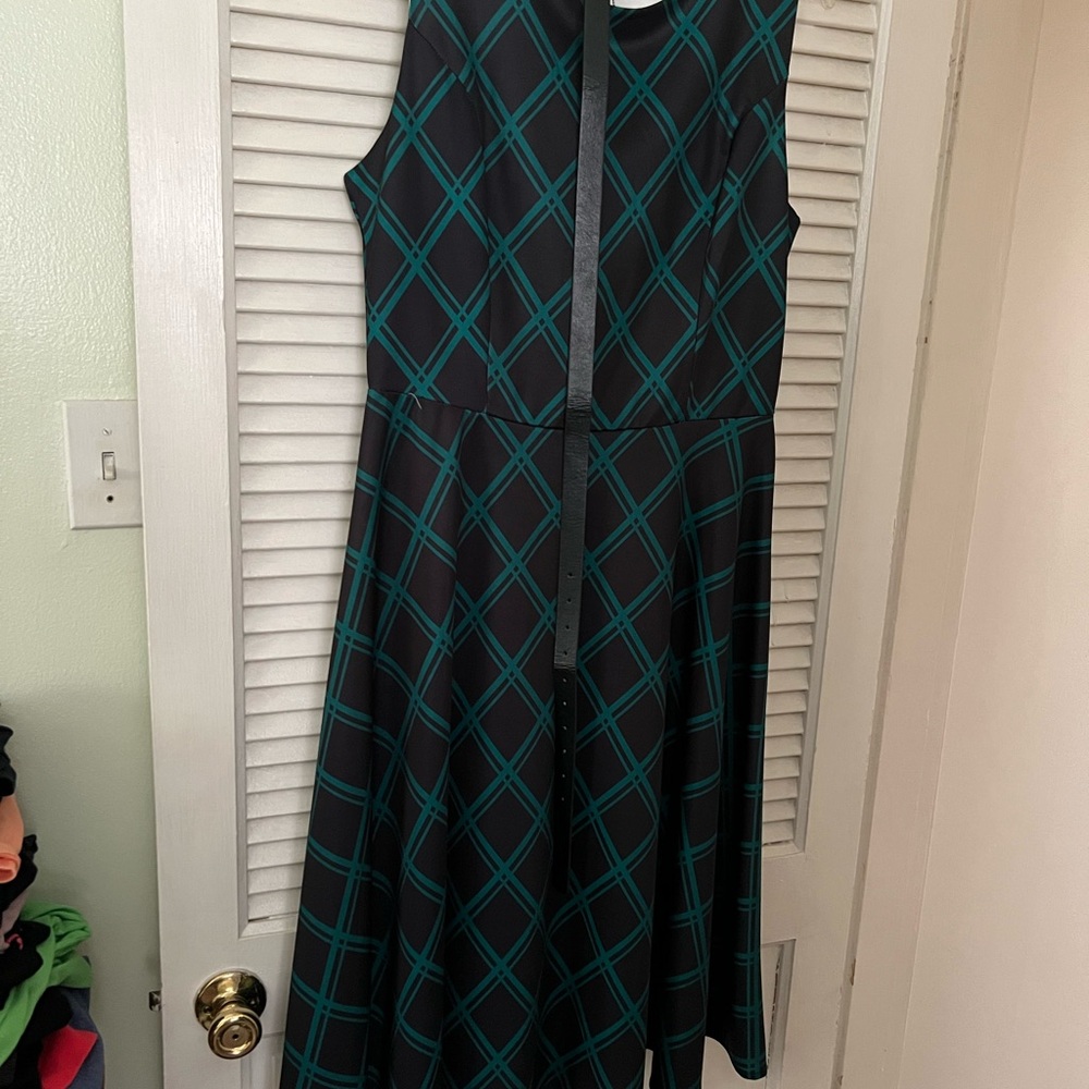Cute black/green a-line dress